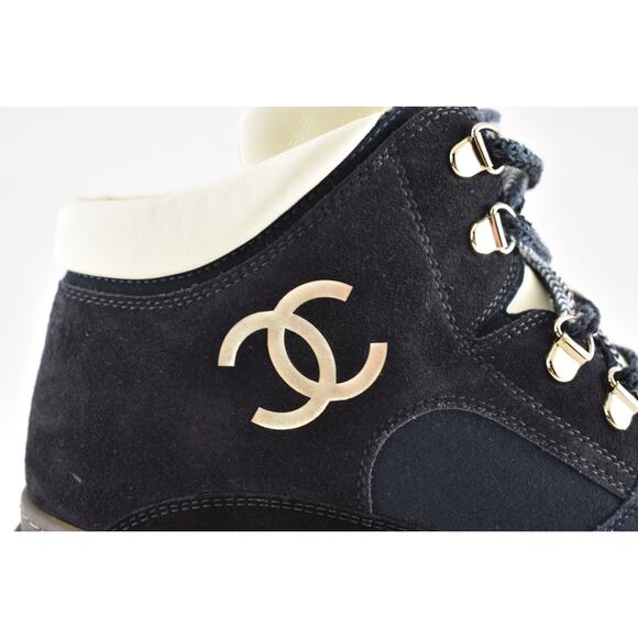 Chanel 23C Blue Black CC Combat Lace Up Tie Ankle Short Hiking Ski Snow Boots 42 - Picture 3 of 16